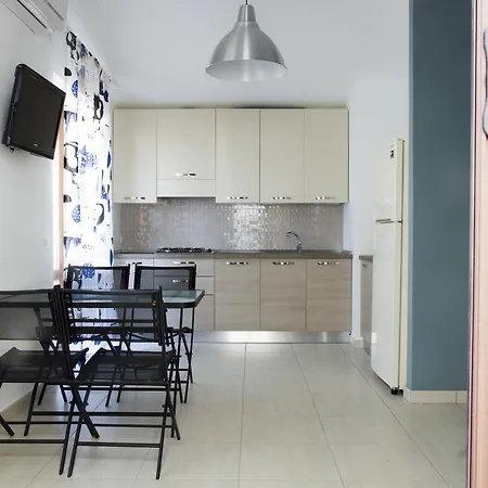 Barrio Blanco Lejlighedshotel Campofelice Di Roccella